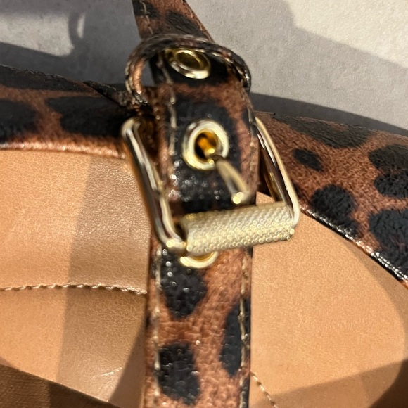 Dolce Vita Mary Jane Animal Print Flats - Picture 4 of 7